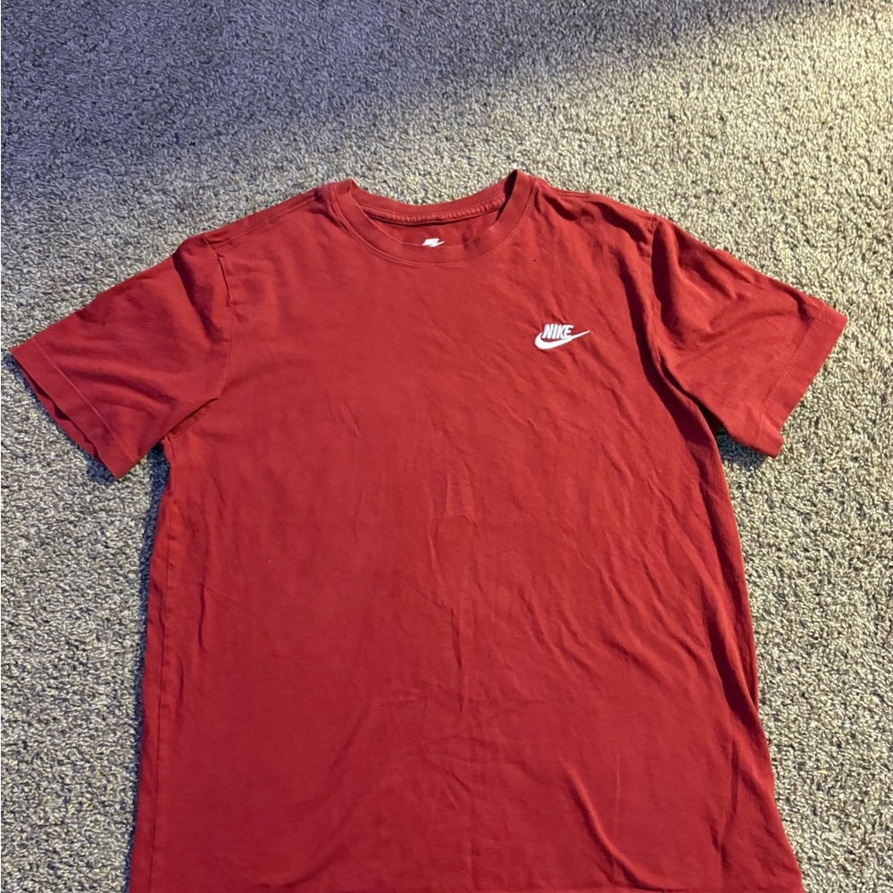 Vintage Nike Red Short Sleeve Tee